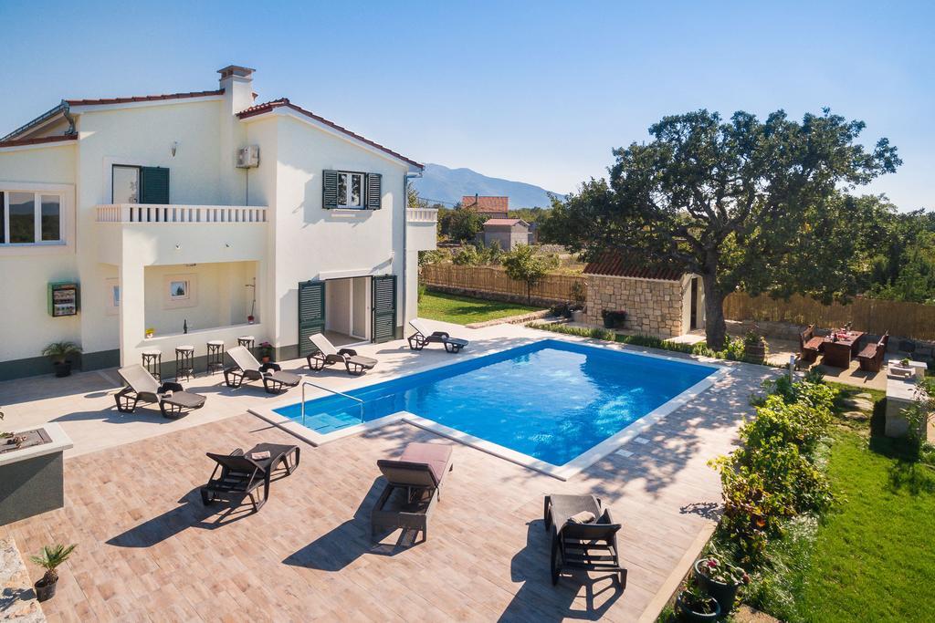 Villa Mery Šestanovac Eksteriør billede