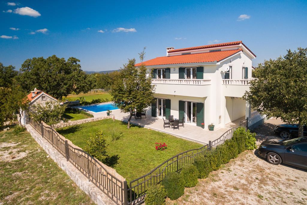 Villa Mery Šestanovac Eksteriør billede