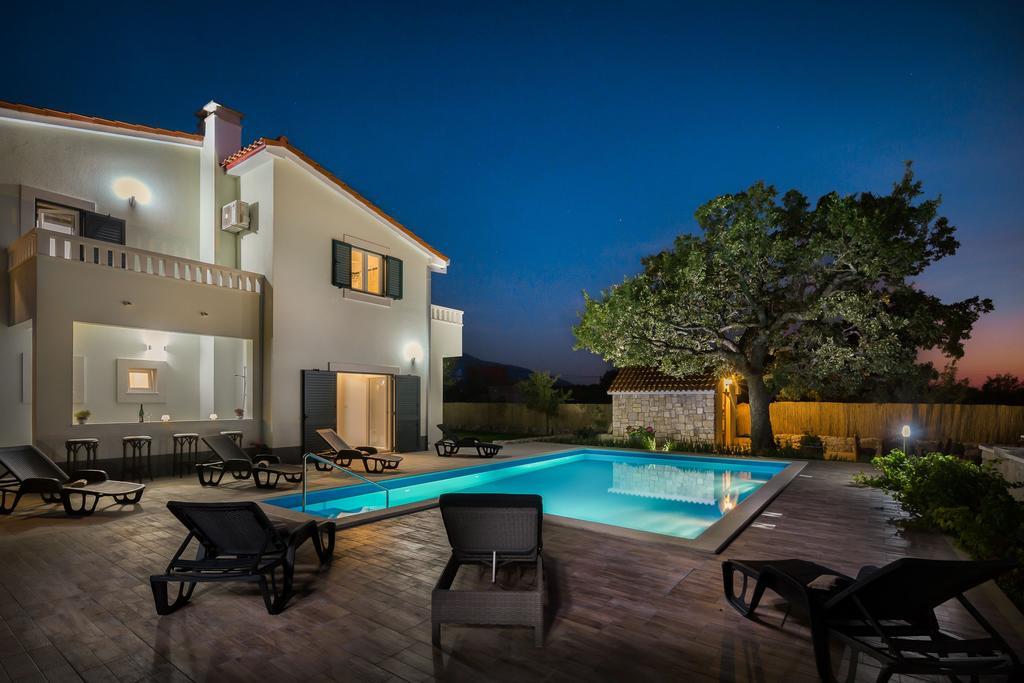 Villa Mery Šestanovac Eksteriør billede