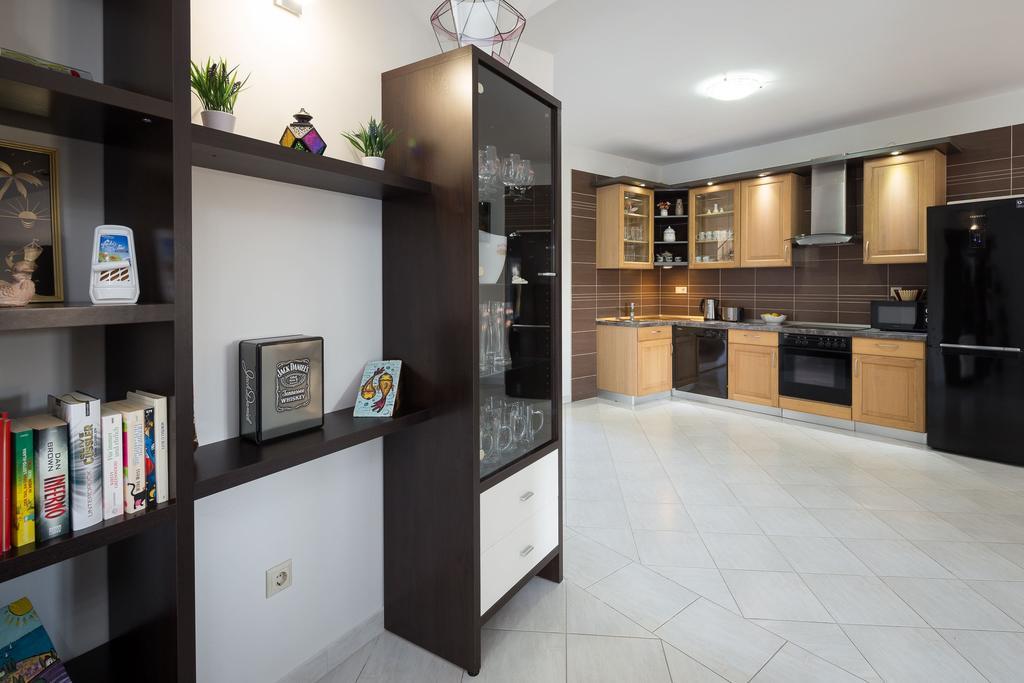 Villa Mery Šestanovac Eksteriør billede