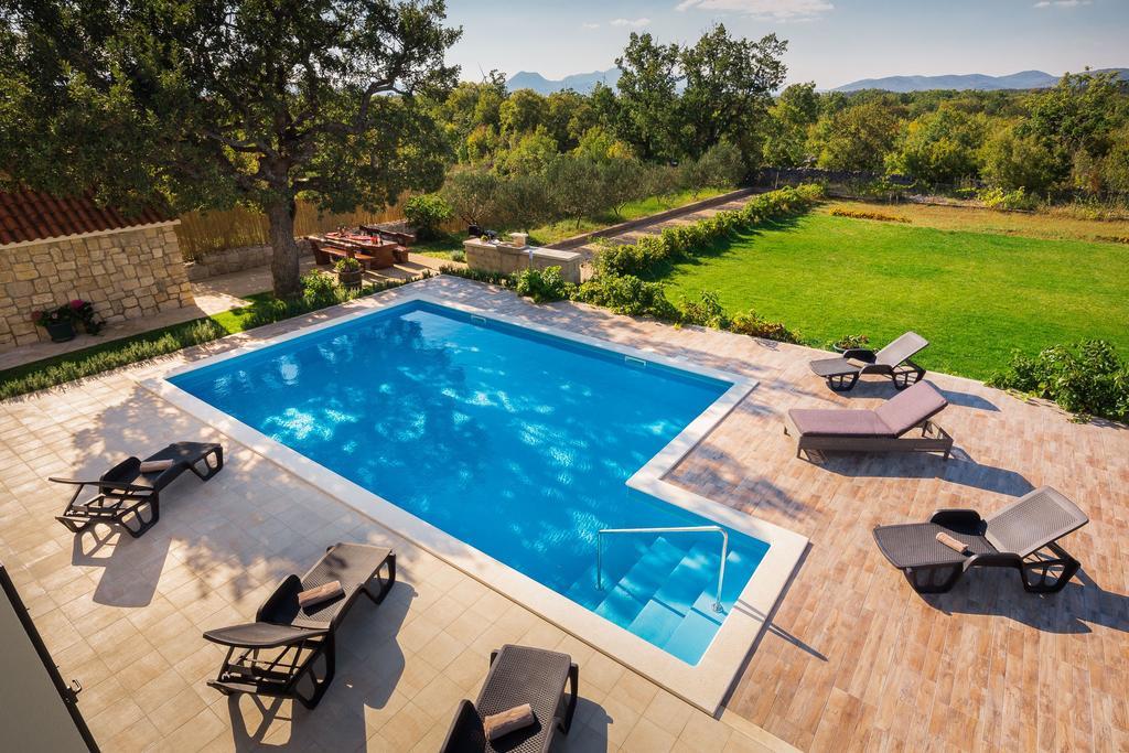Villa Mery Šestanovac Eksteriør billede