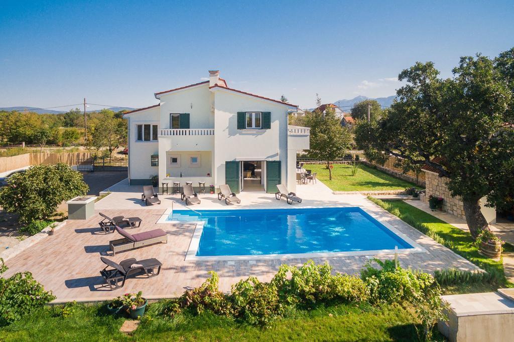 Villa Mery Šestanovac Eksteriør billede